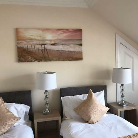 Royal Guest House Nairn Ngoại thất bức ảnh