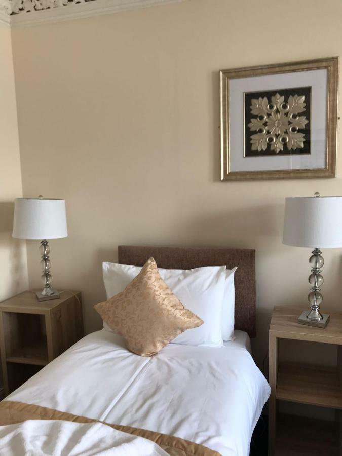 Royal Guest House Nairn Ngoại thất bức ảnh