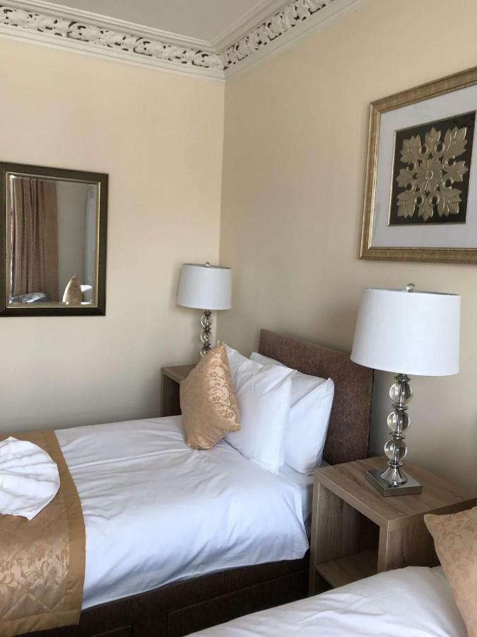 Royal Guest House Nairn Ngoại thất bức ảnh