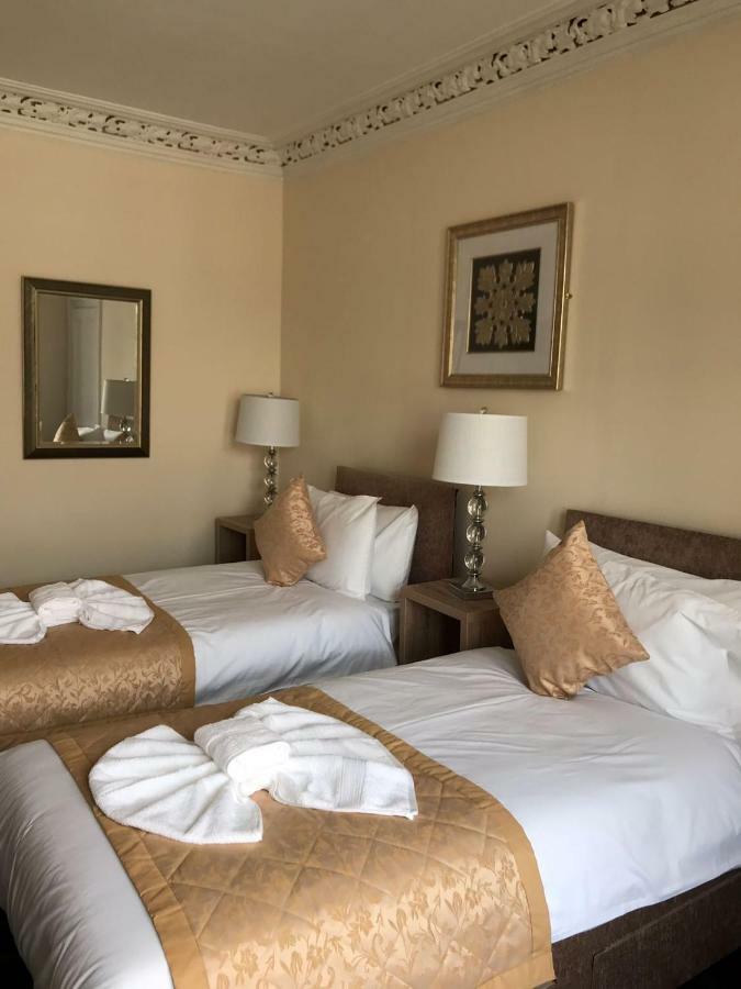 Royal Guest House Nairn Ngoại thất bức ảnh